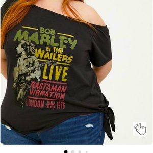 'Bob Marley & The Wailers' tee w/off the shoulder neck and self-tie hem at side.